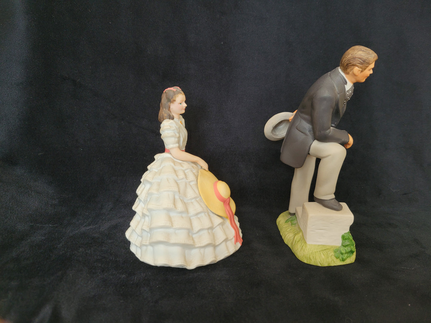 Scarlett O'Hara and Rhett Butler Avon Images of Avon Figurines